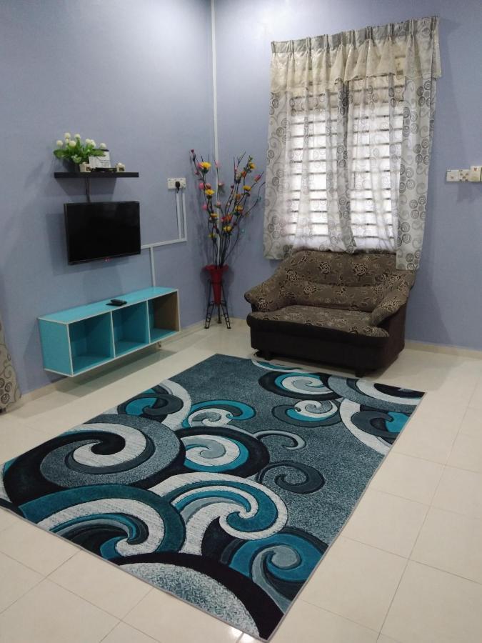Davallia Homestay Dungun Esterno foto