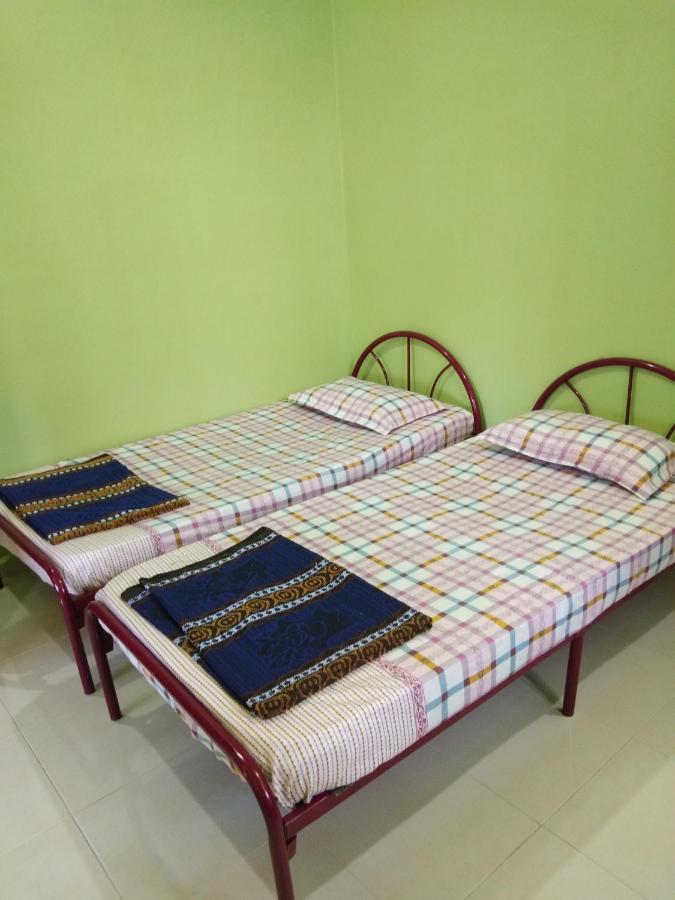 Davallia Homestay Dungun Esterno foto