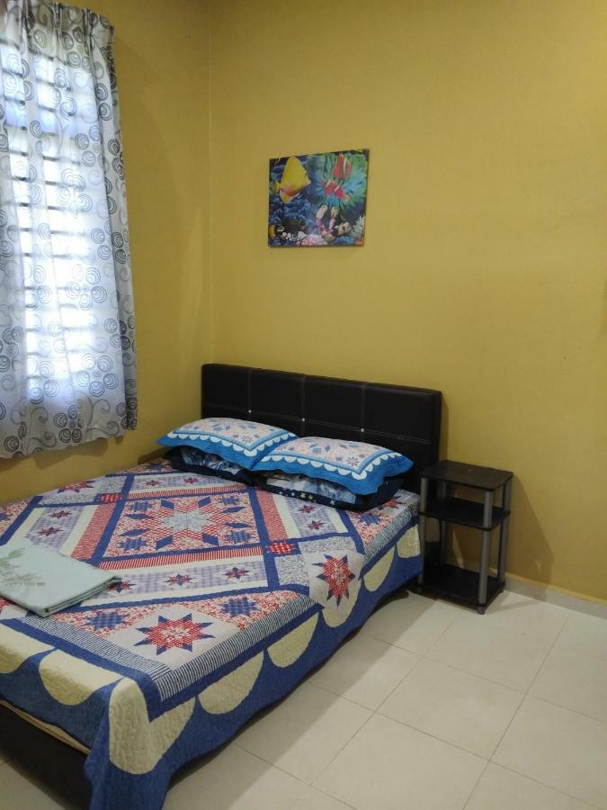 Davallia Homestay Dungun Esterno foto