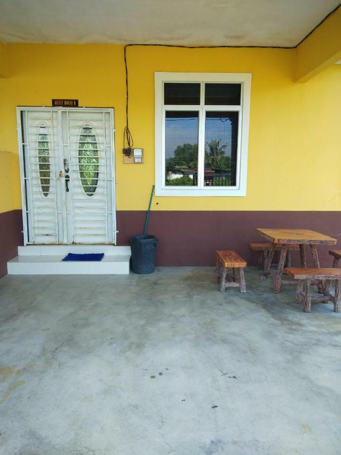 Davallia Homestay Dungun Esterno foto